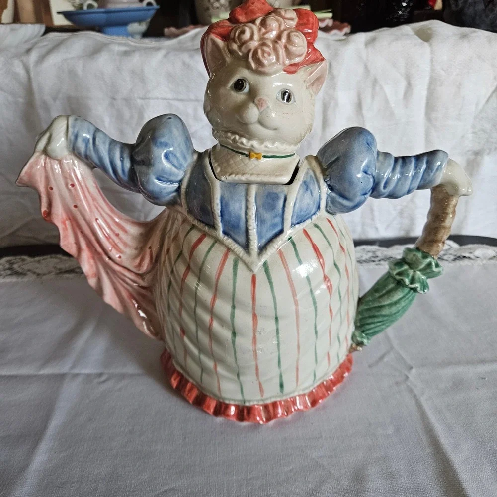 1988 Fitz & Floyd Miss Kitty Kittens of Knightsbridge Teapot